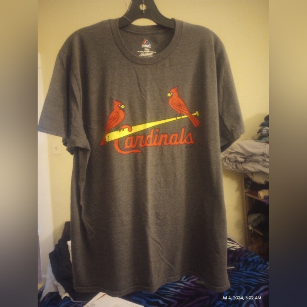 Majestic St. Louis Cardinals Baseball ⚾ T-SHIRT size Large
